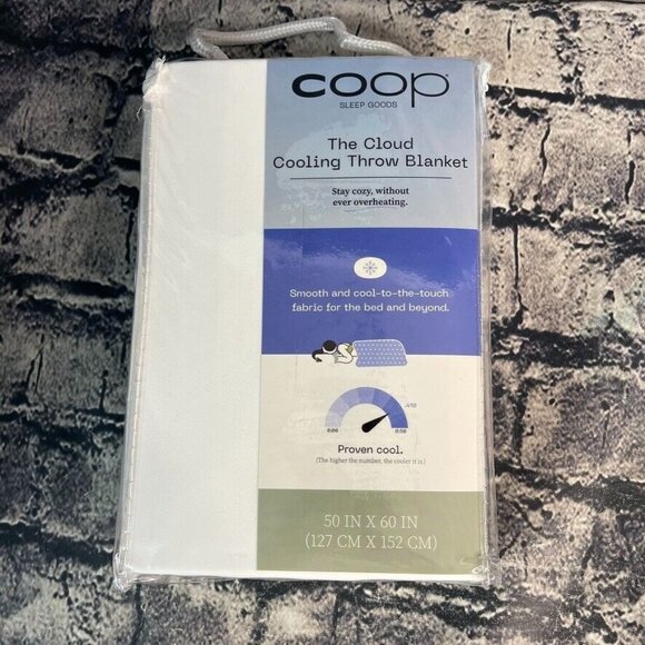 Coop Home Goods 60x50" Cloud Modern Solid Spandex Knitted Cooling Throw Blanket - Picture 1 of 13